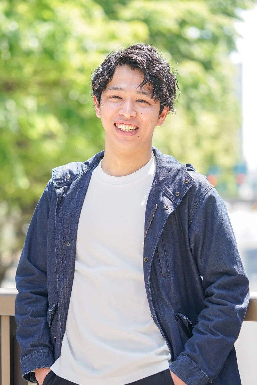 婚活プロフィール写真サンプル（男性）